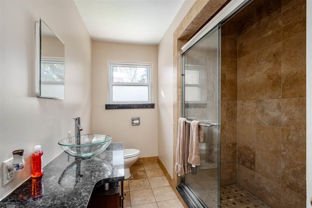 1131 North Renaud Road Grosse Pointe Woods, MI 48236 - Photo 18 of 46