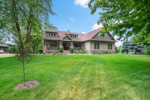 $950,000 | 4830 Lily Avenue North, Lake Elmo, MN 55042