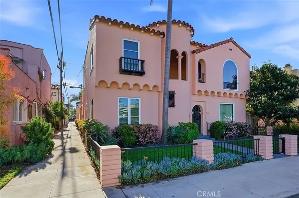 $1,995,000 | 224 Covina Avenue, Long Beach, CA 90803