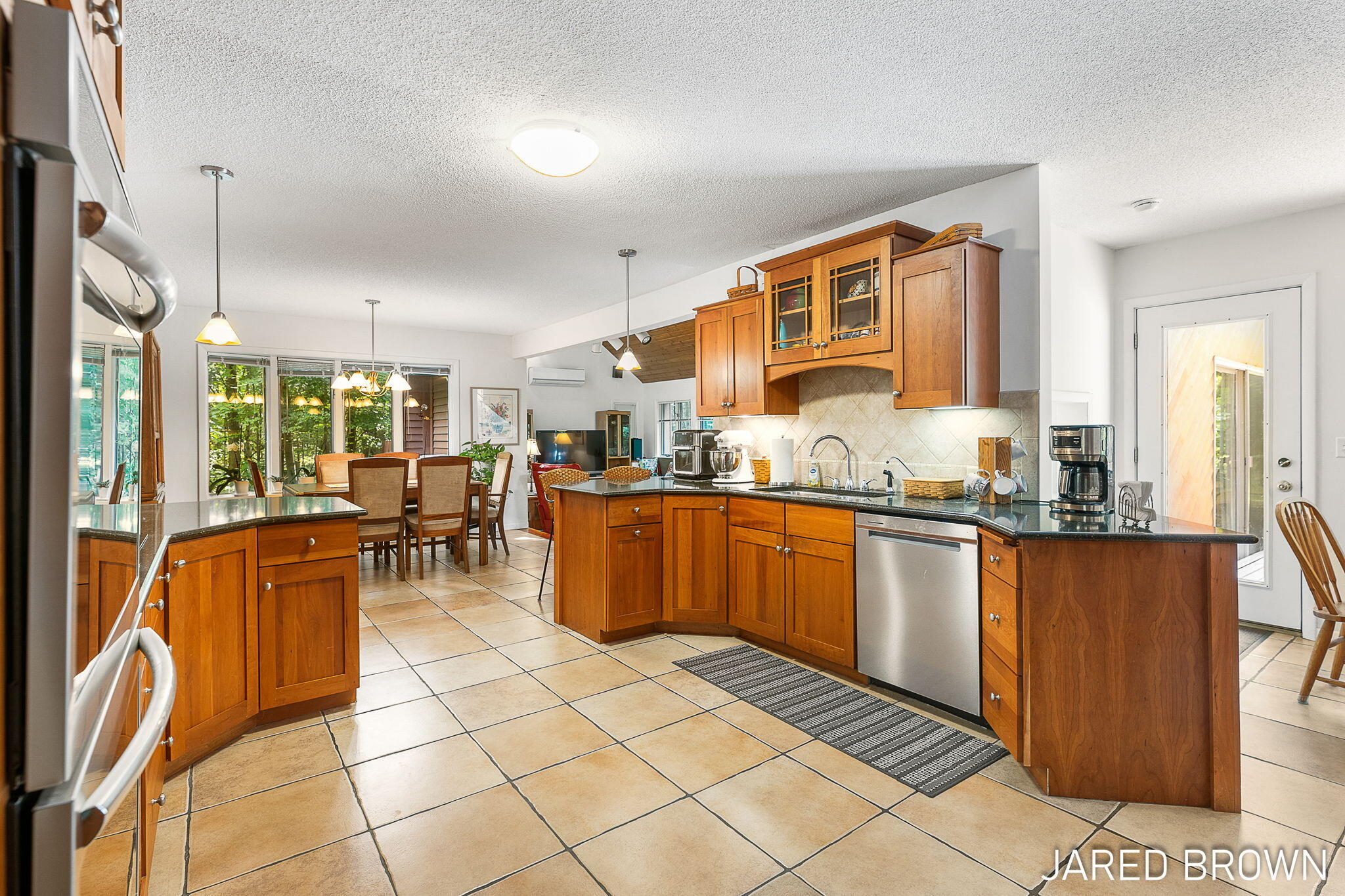 3895 East Ellis Road Muskegon, MI 49444 - Photo 6 of 44 5