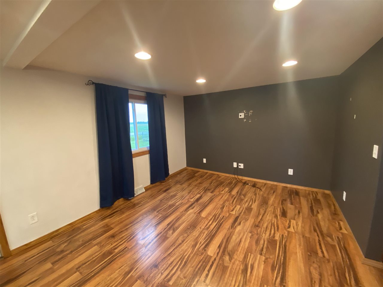 2243 South Mackinaw Road Kawkawlin, MI 48631 - Photo 6 of 32 Gallery Image 6