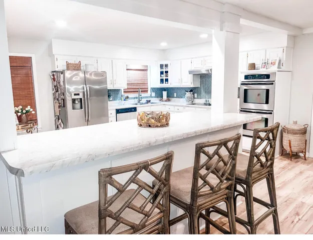 $429,000 | 204 Country Club Drive, Senatobia, MS 38668