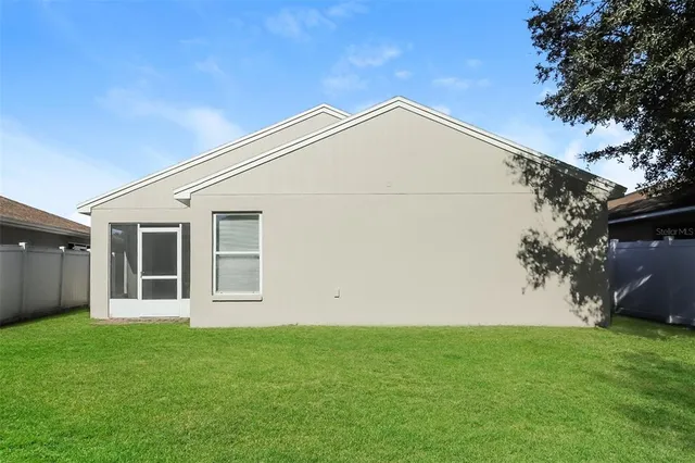 $1,775 | 5035 Belmont Park Lane, Mulberry, FL 33860