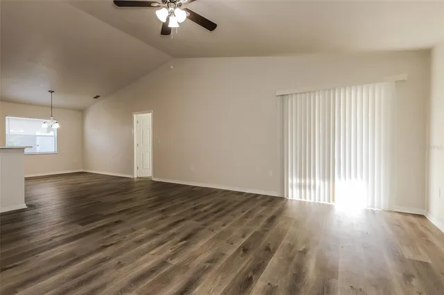 $1,775 | 5035 Belmont Park Lane, Mulberry, FL 33860