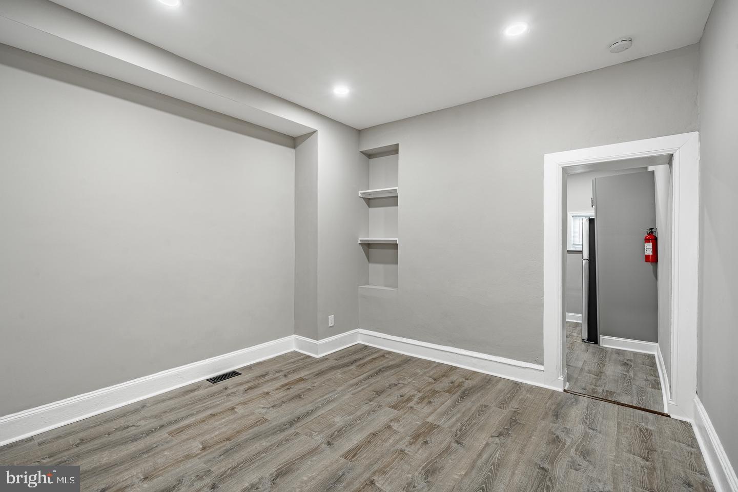 2113 North Philip Street Philadelphia, PA 19122 - Photo 6 of 22 Versatile space with modern finishes.