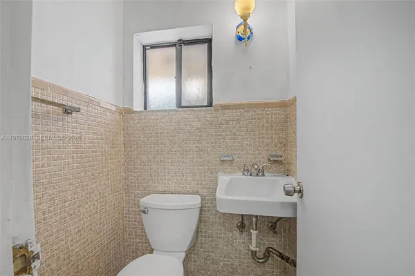 $6,250 | 13621 Southwest 103rd Avenue, Miami, FL 33176