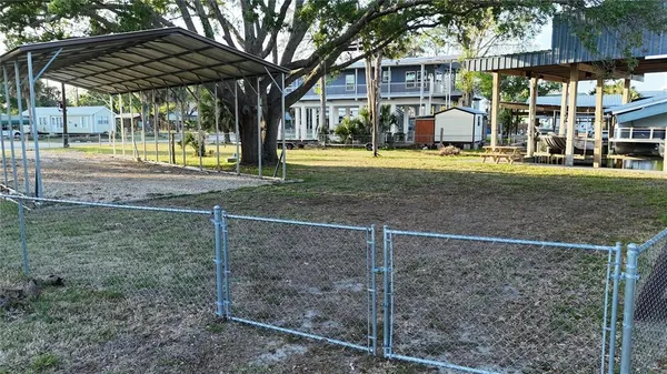 $329,000 | 249 Southeast 228th Street, Old Town, FL 32680