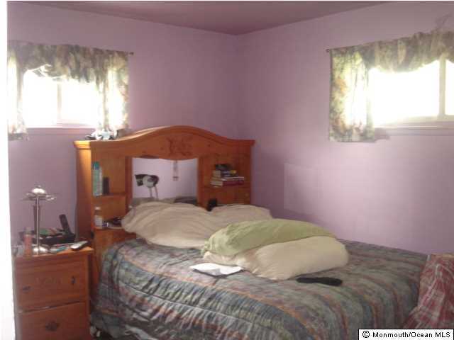 716 Shell Place Neptune Township, NJ 07753 - Photo 6 of 13 Additional Photo