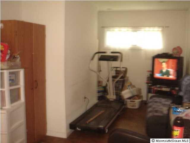 716 Shell Place Neptune Township, NJ 07753 - Photo 8 of 13 Additional Photo