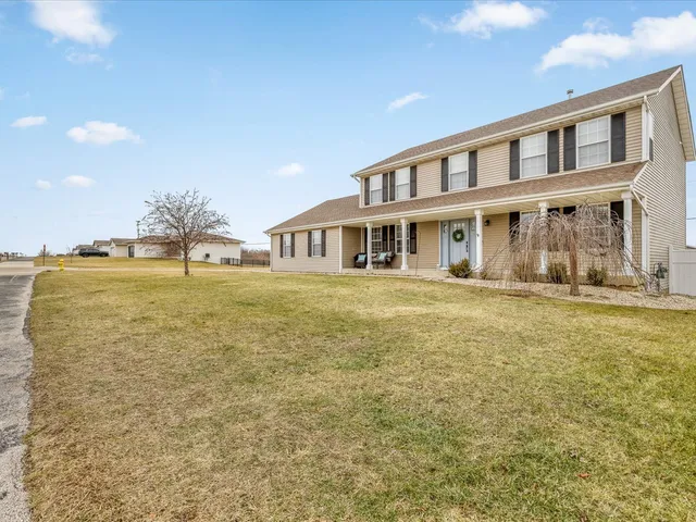 $380,000 | 7218 Salzbrenner Lane, Machesney Park, IL 61115