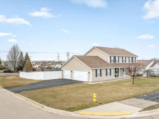 $380,000 | 7218 Salzbrenner Lane, Machesney Park, IL 61115