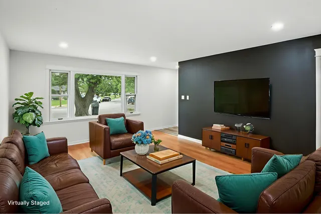 $224,900 | 3312 East 170th Street, Lansing, IL 60438