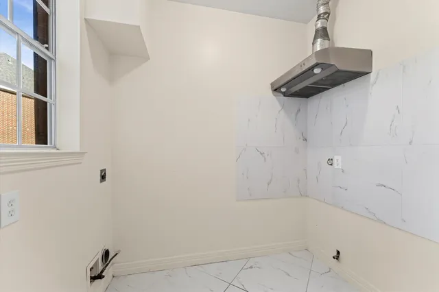 $3,350 | 1914 Rosebay Court, Sugar Land, TX 77478