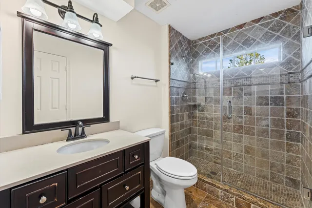 $3,350 | 1914 Rosebay Court, Sugar Land, TX 77478