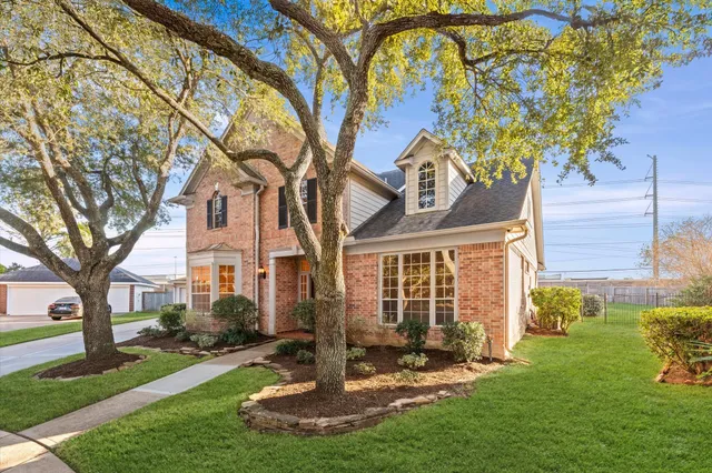 $3,350 | 1914 Rosebay Court, Sugar Land, TX 77478