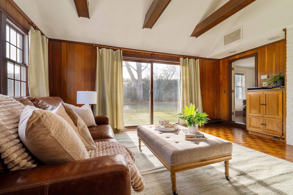 24 Littlefield Road Newton, MA 02459 - Photo 8 of 34