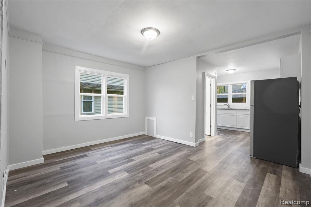 17690 Martin Road Roseville, MI 48066 - Photo 12 of 21 Gallery Image 12