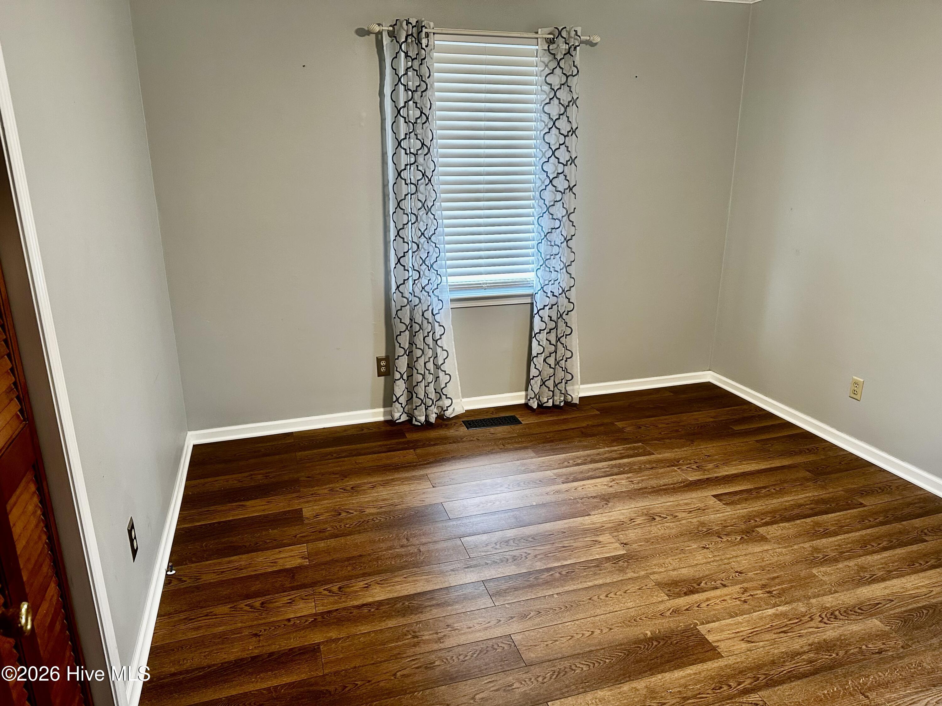 156 Stella Road Stella, NC 28582 - Photo 8 of 12 IMG_9279