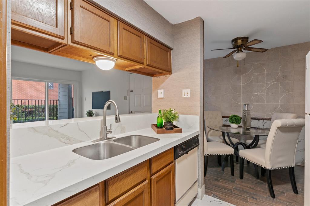 6900 Skillman Street, Unit 406 Dallas, TX 75231 - Photo 9 of 30