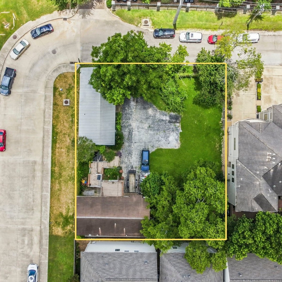 4018 Dickson Street Houston, TX 77007 - Photo 3 of 10