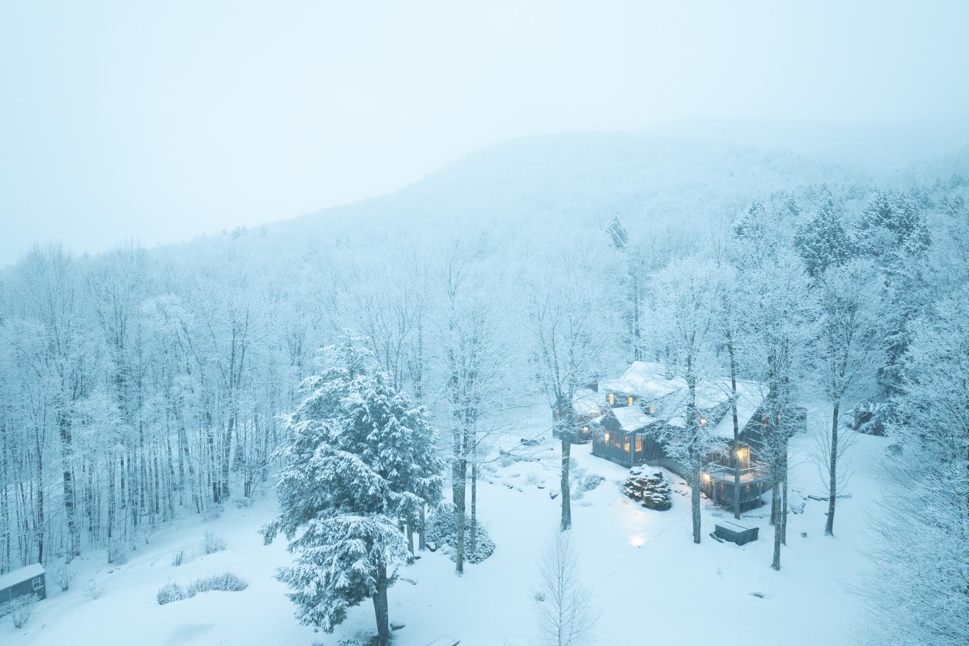 318 Upper Hollow Hill Road Stowe, VT 05672 - Photo 3 of 42