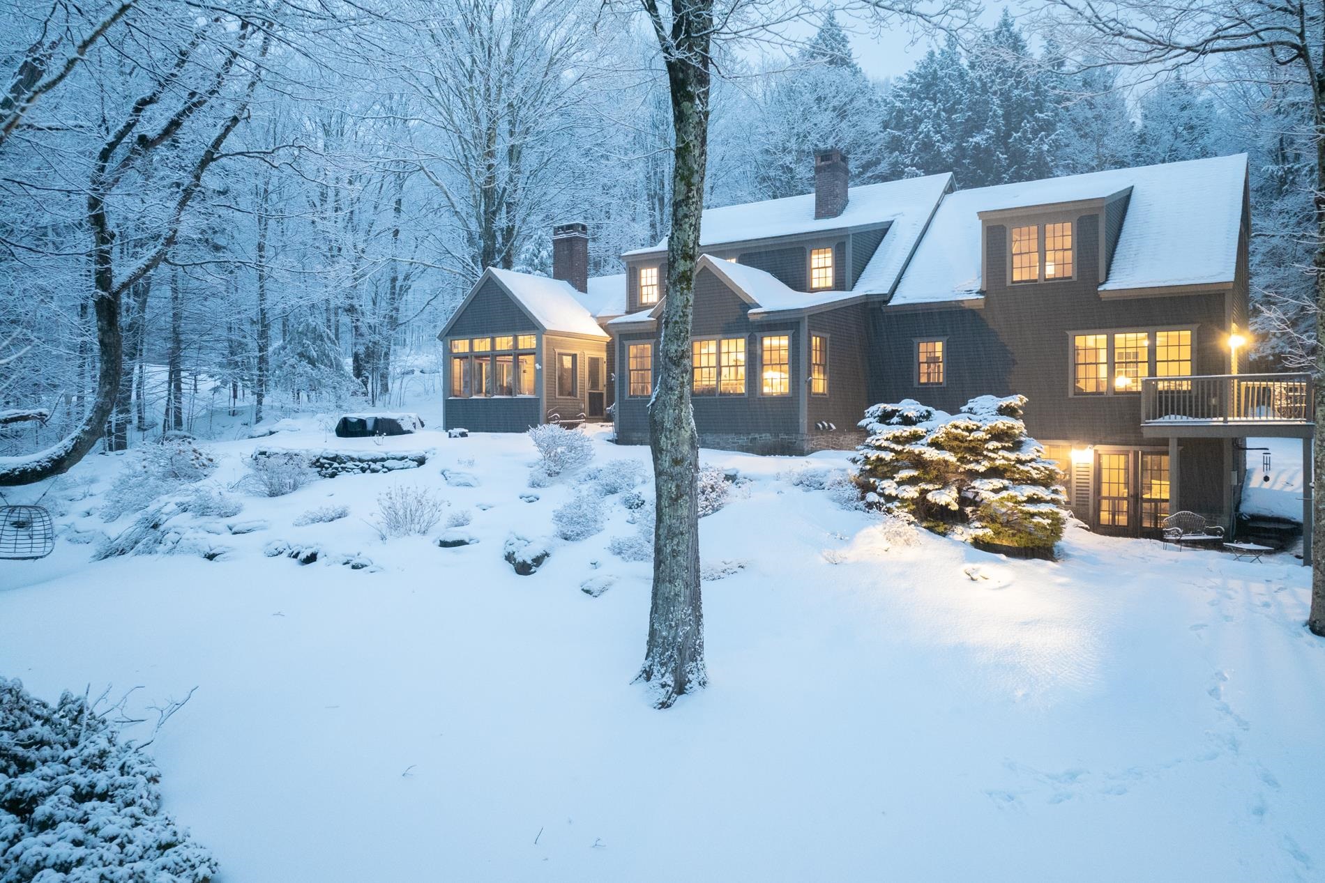 318 Upper Hollow Hill Road Stowe, VT 05672 - Photo 4 of 42