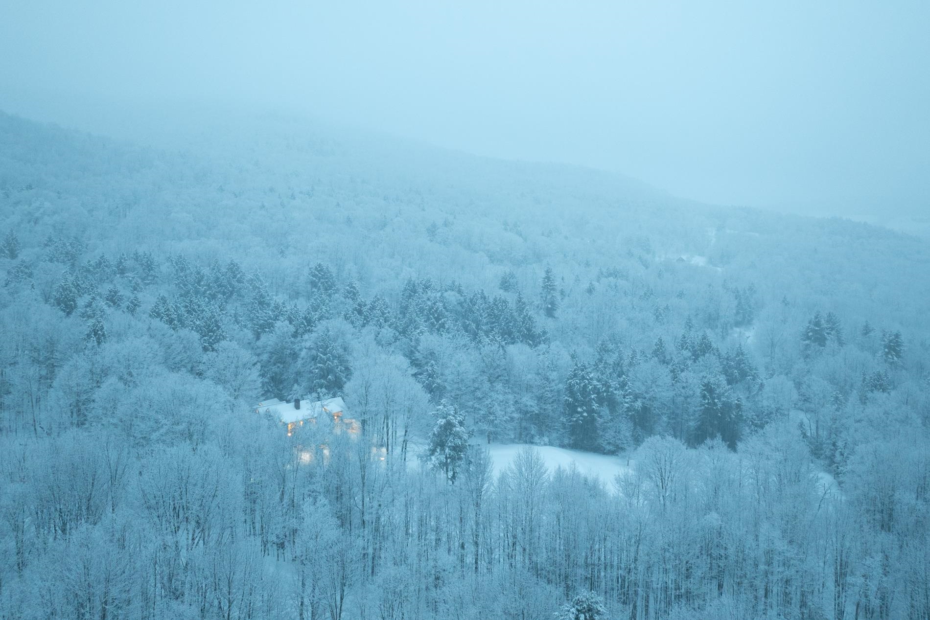 318 Upper Hollow Hill Road Stowe, VT 05672 - Photo 7 of 42