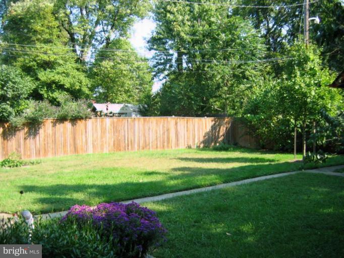 209 Hawthorn Road Baltimore, MD 21210 - Photo 6 of 28 a big yard with swimming pool and green space