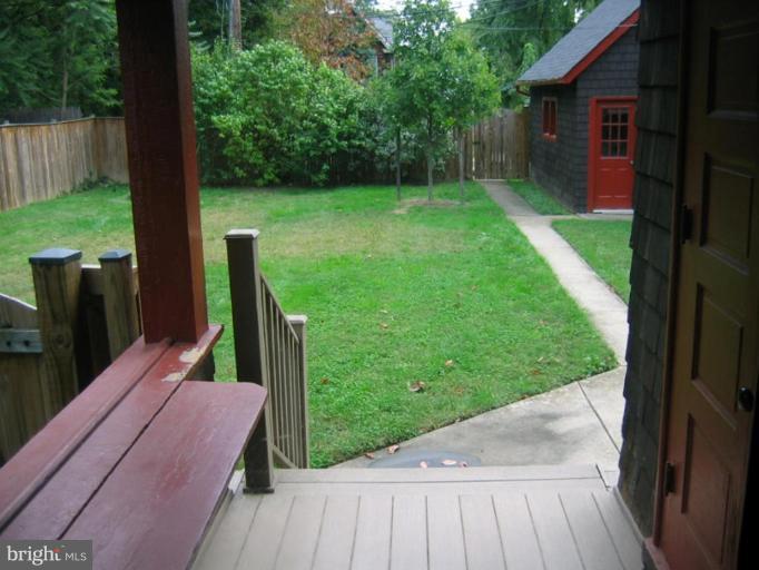 209 Hawthorn Road Baltimore, MD 21210 - Photo 8 of 28 a view of backyard with green space