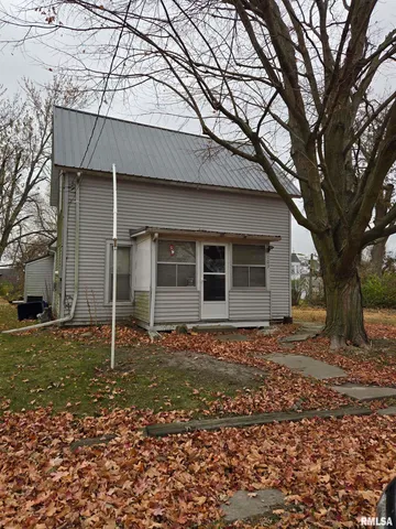 $56,500 | 103 North 4th Street, La Harpe, IL 61450