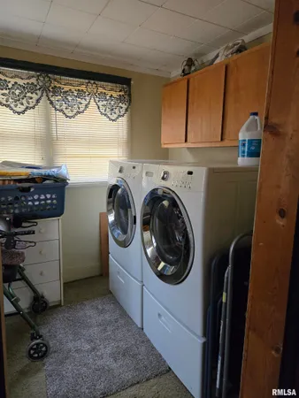 $53,000 | 103 North 4th Street, La Harpe, IL 61450