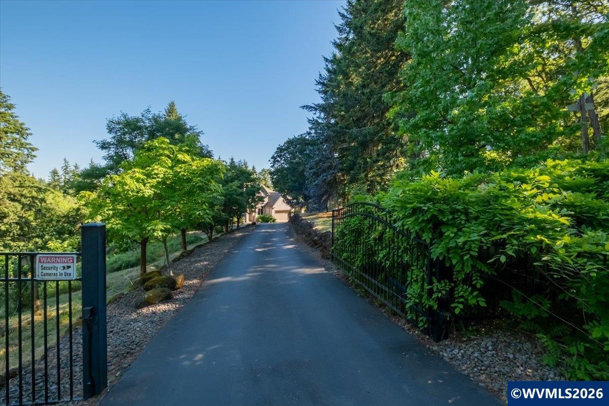 10102 Liberty Road South Salem, OR 97306 - Photo 4 of 49