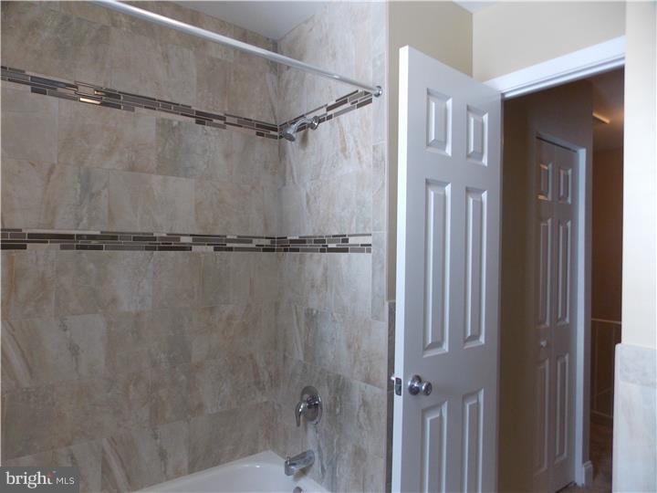 363 Hillside Road Ridley Park, PA 19078 - Photo 17 of 25 Bathroom