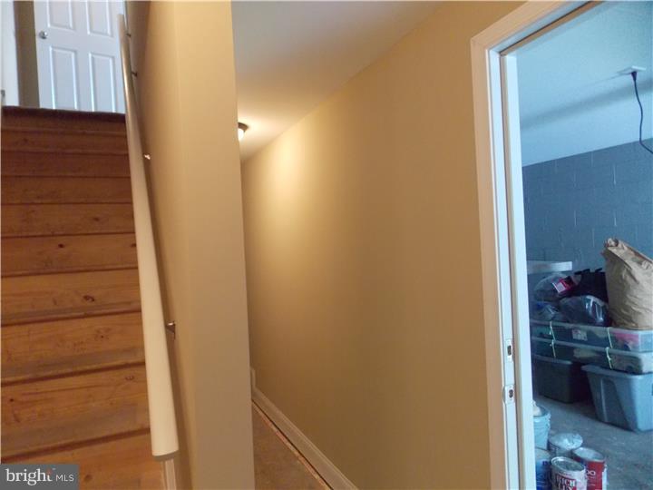 363 Hillside Road Ridley Park, PA 19078 - Photo 25 of 25 Garage