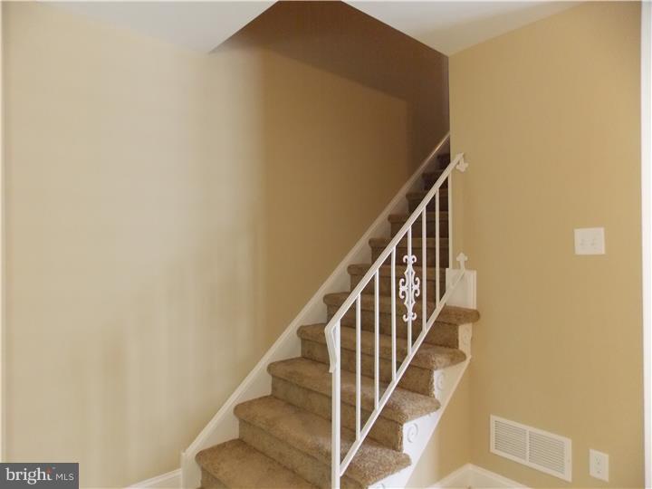 363 Hillside Road Ridley Park, PA 19078 - Photo 10 of 25