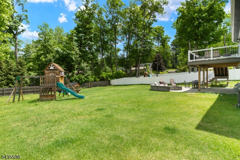 9 Partridge Lane Sparta, NJ 07871 - Photo 32 of 40