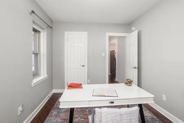 $399,900 | 1300 Parkway Drive, Brookfield, WI 53005