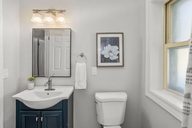 $399,900 | 1300 Parkway Drive, Brookfield, WI 53005