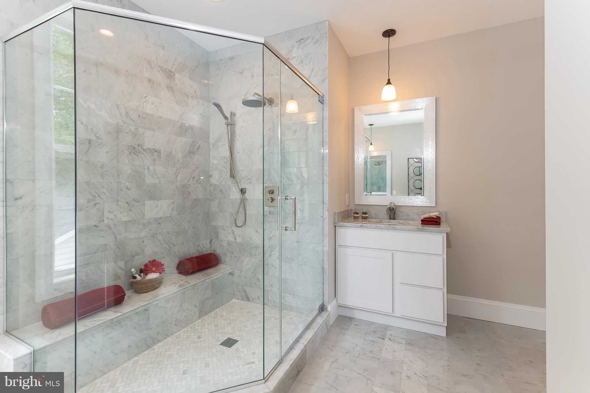 17 North Rolling Road Catonsville, MD 21228 - Photo 22 of 28 Bath (Master)