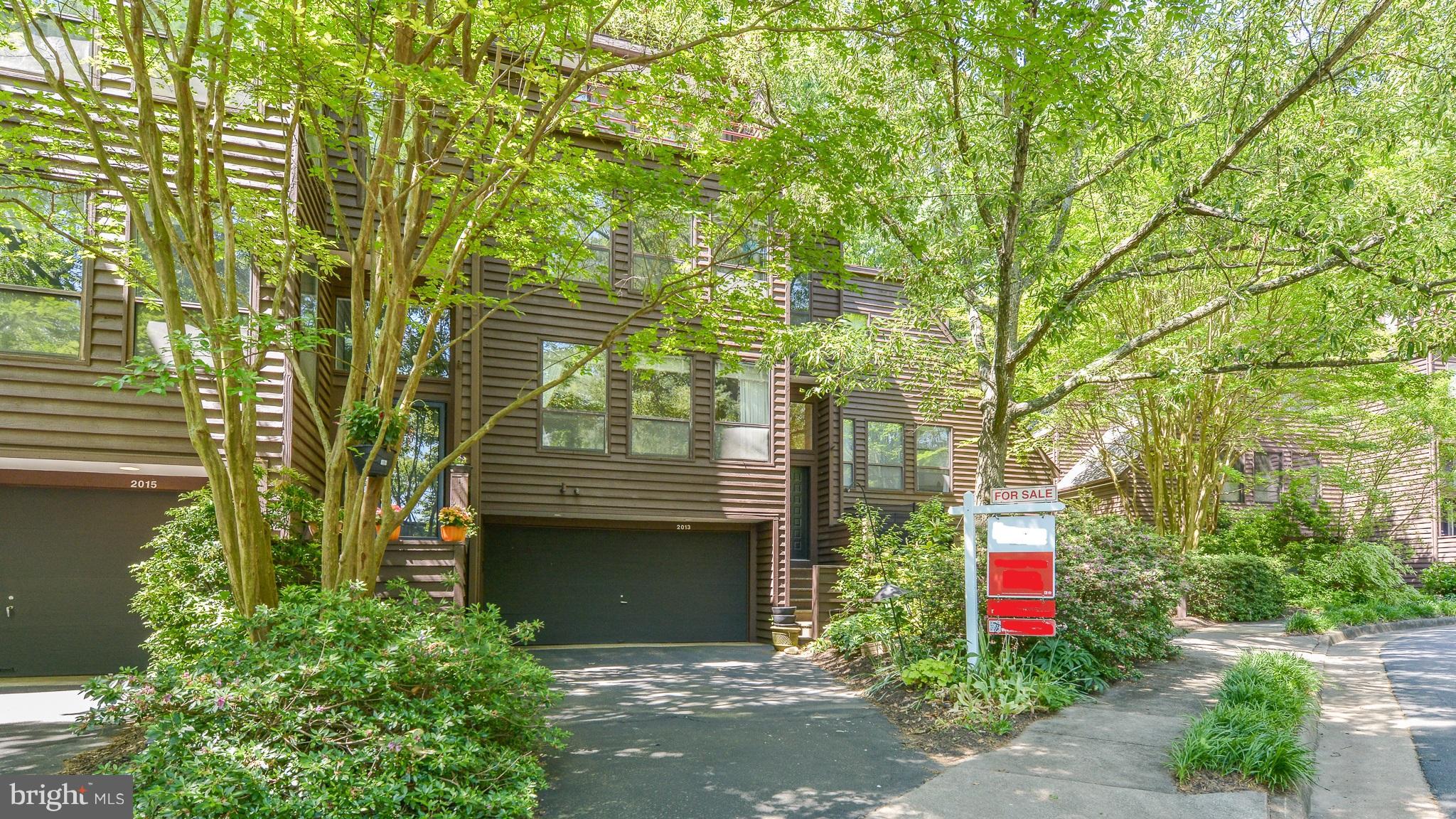 2013 Turtle Pond Drive Reston, VA 20191 - Photo 1 of 30 Exterior (Front)