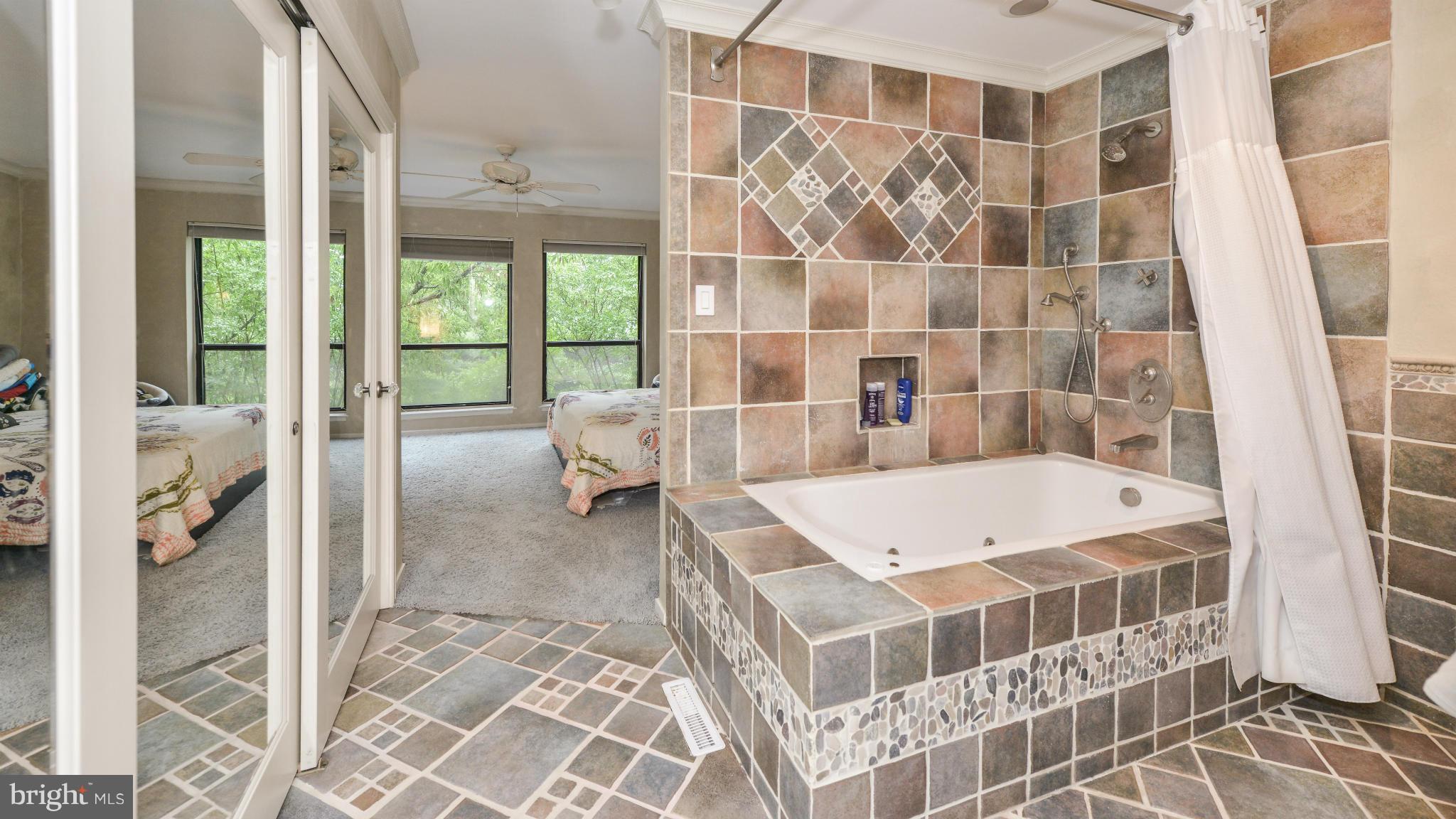 2013 Turtle Pond Drive Reston, VA 20191 - Photo 21 of 30 Bath (Master)