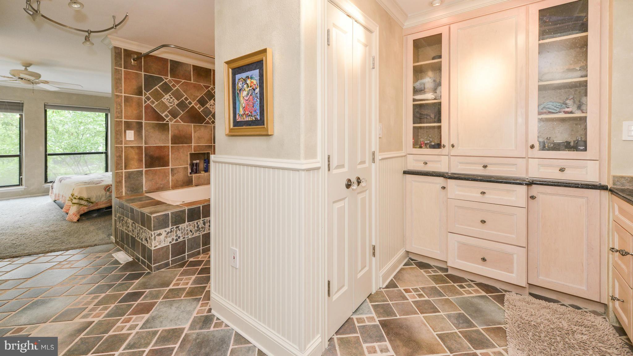 2013 Turtle Pond Drive Reston, VA 20191 - Photo 23 of 30 Bath (Master)