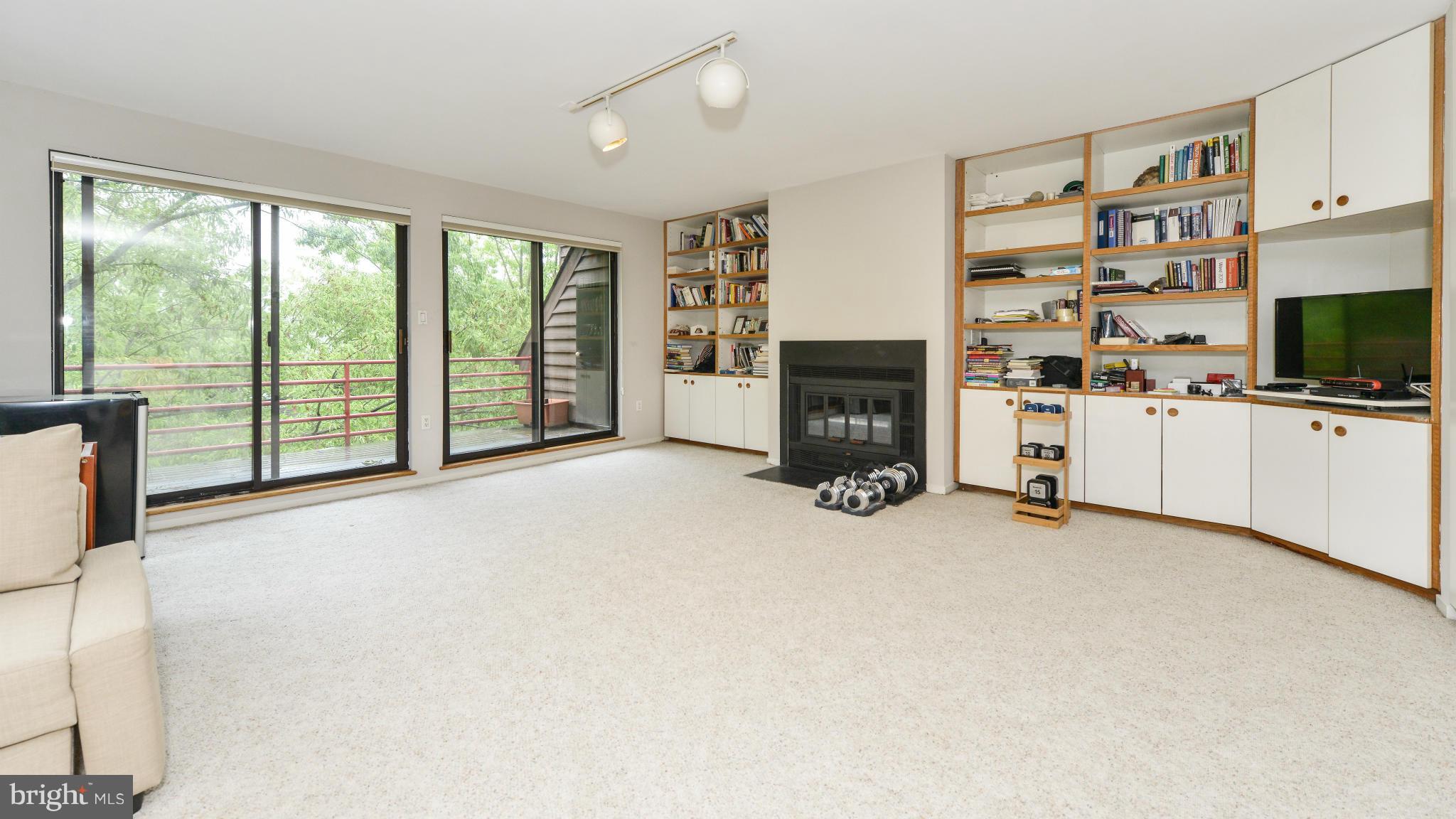 2013 Turtle Pond Drive Reston, VA 20191 - Photo 24 of 30 Upper Level Great Room
