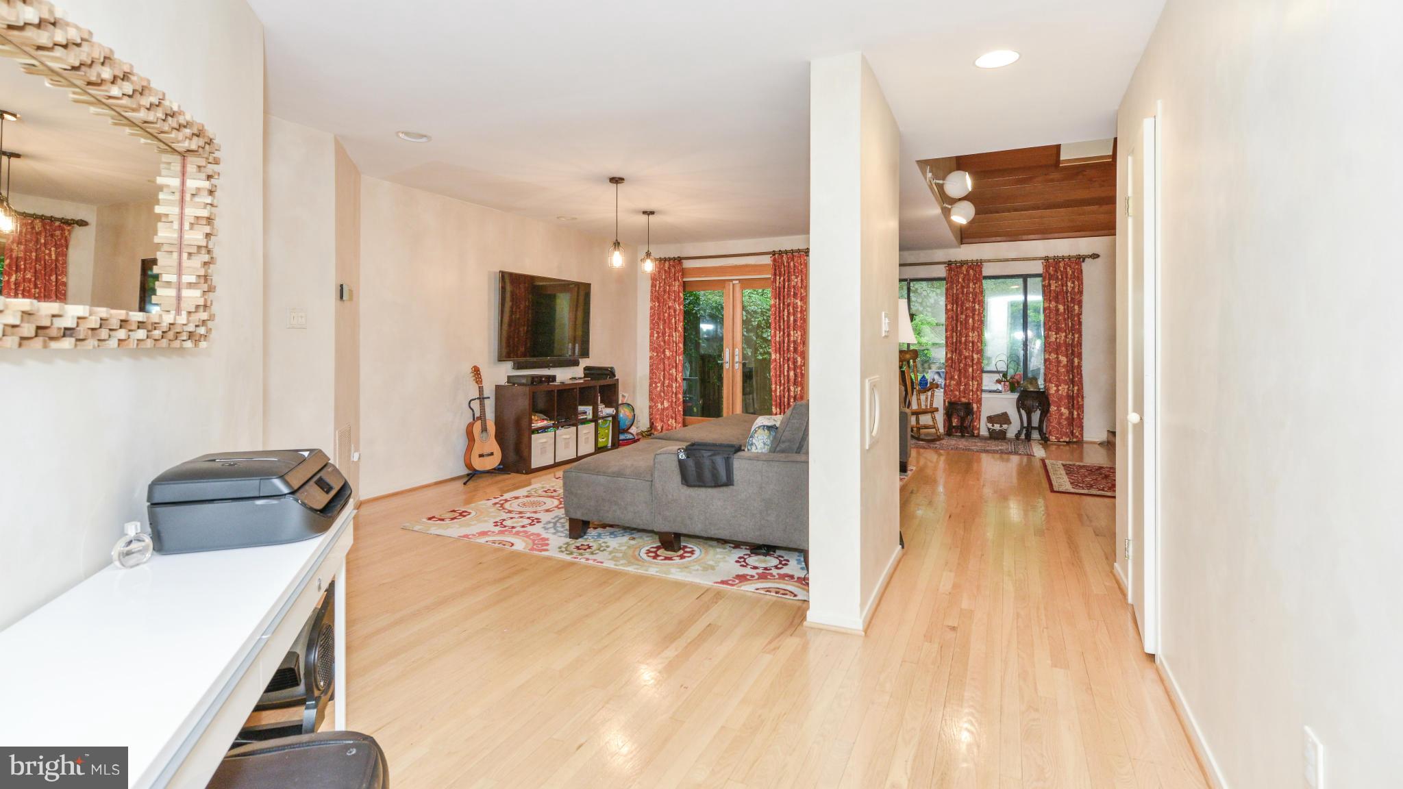 2013 Turtle Pond Drive Reston, VA 20191 - Photo 8 of 30 Family Room