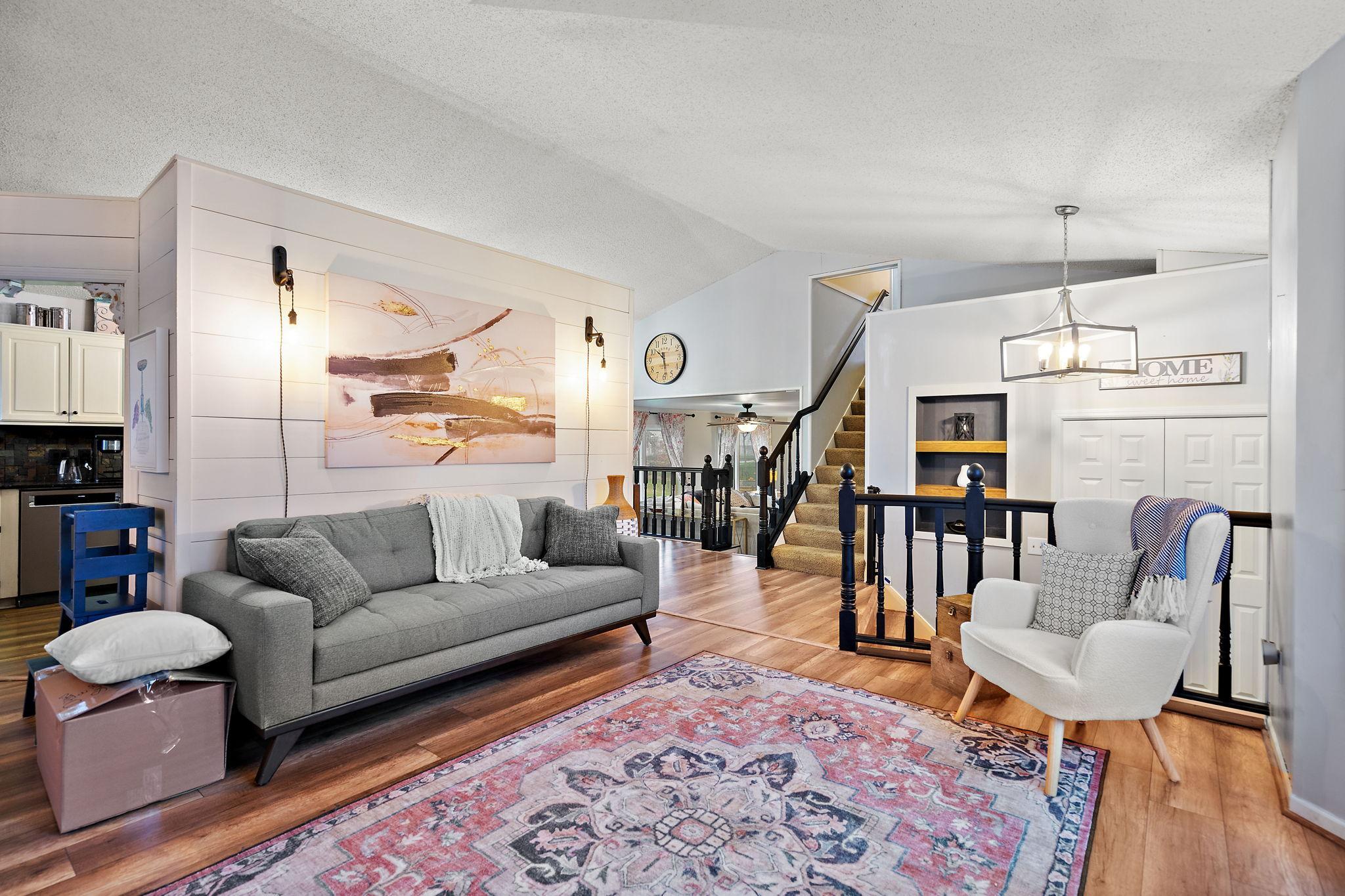 12189 Lily Street Northwest Coon Rapids, MN 55433 - Photo 5 of 56