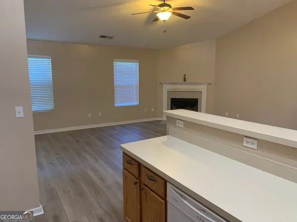 $1,700 | 77 Clark Street, Newnan, GA 30263