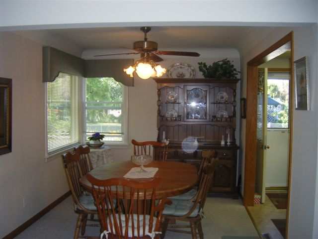 1124 North Locust Road Spokane, WA 99206 - Photo 4 of 8