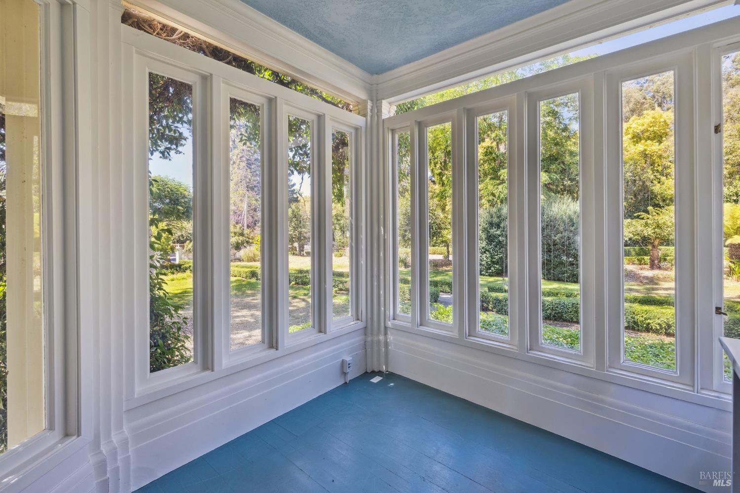 226 Magnolia Avenue San Rafael, CA 94901 - Photo 21 of 31 Downstairs enclosed porch area