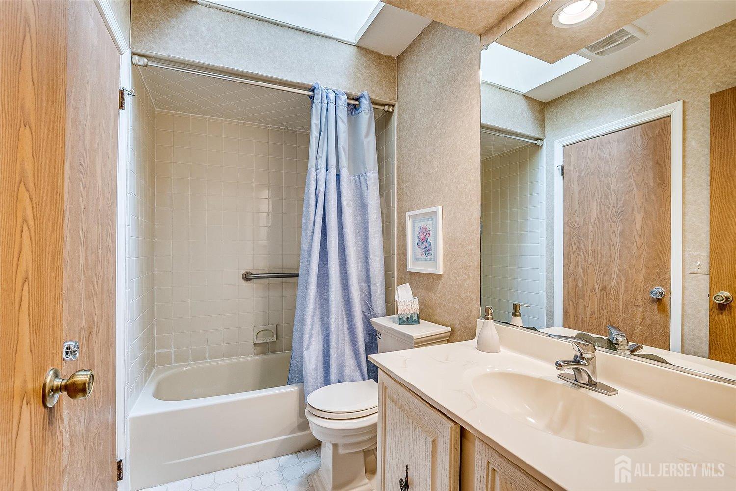 506 Maplecrest Road Edison, NJ 08820 - Photo 26 of 33