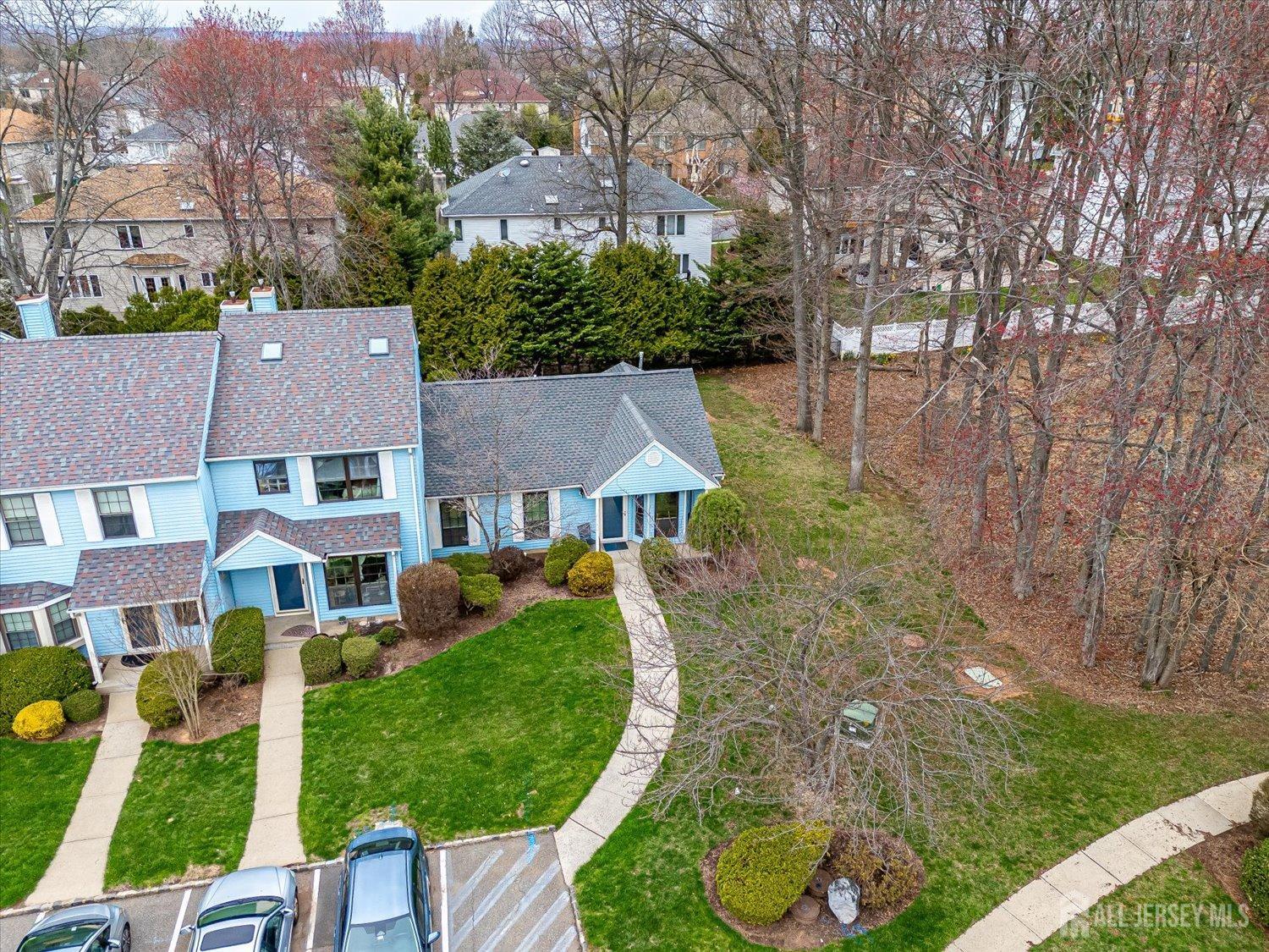 506 Maplecrest Road Edison, NJ 08820 - Photo 4 of 33